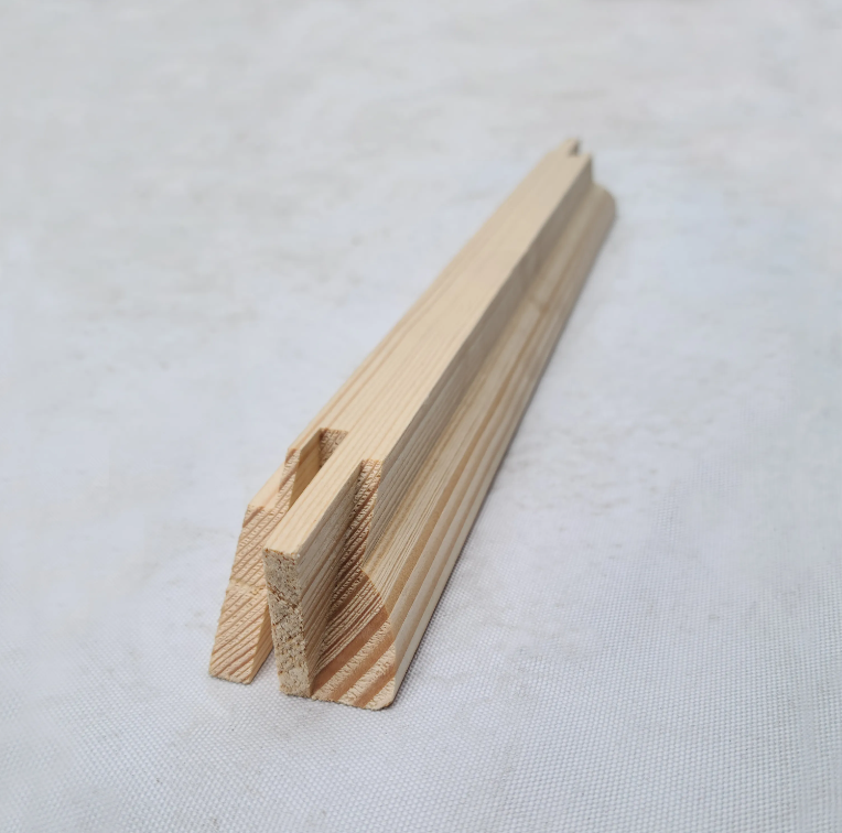 Customized Wood Frame Pine Wood DIY Stretcher Bars for Stretched Canvas Customized Wood Frame Pine Wood DIY Stretcher Bars for Stretched Canvas